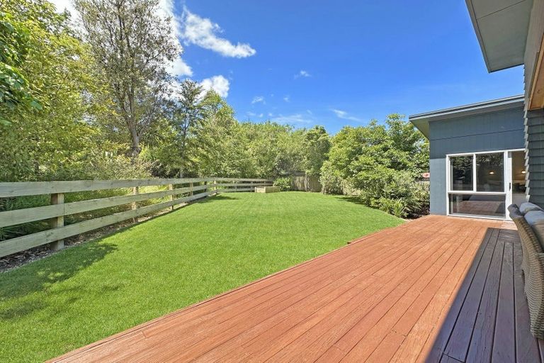 Photo of property in 6 Yasmin Lane, Kinloch, Taupo, 3377