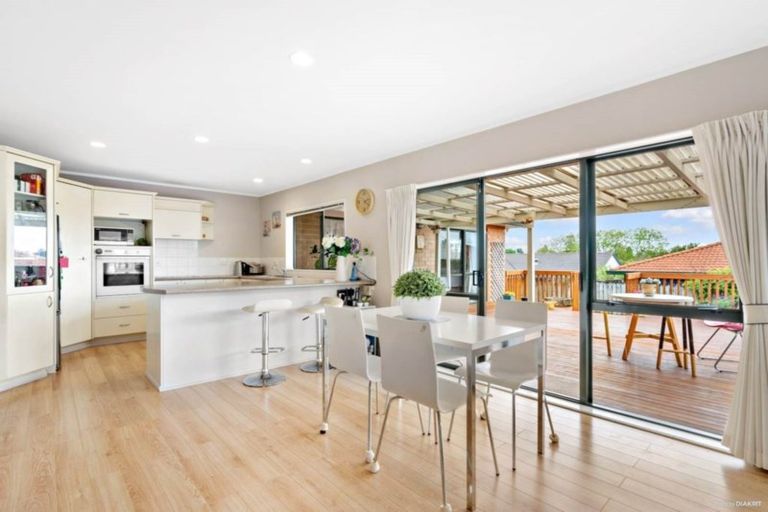 Photo of property in 722 Chapel Road, Dannemora, Auckland, 2016