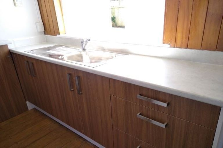 Photo of property in San Marino Apartments, 4/4 Oak Park Avenue, Te Aro, Wellington, 6011