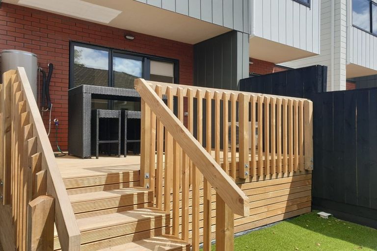 Photo of property in 21 Toanga Place, Mount Wellington, Auckland, 1062