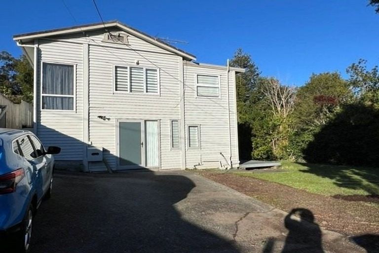 Photo of property in 41 Clayburn Road, Glen Eden, Auckland, 0602