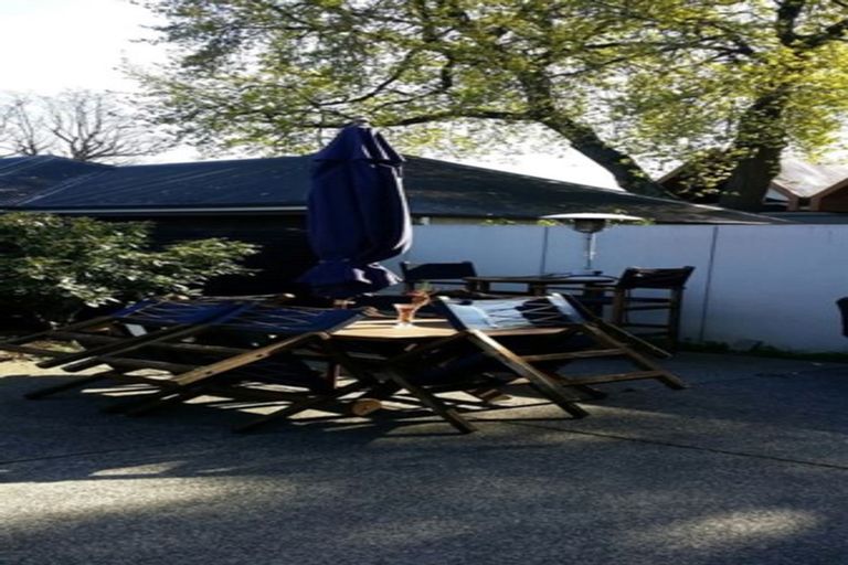 Photo of property in 2/235 Lincoln Road, Addington, Christchurch, 8024