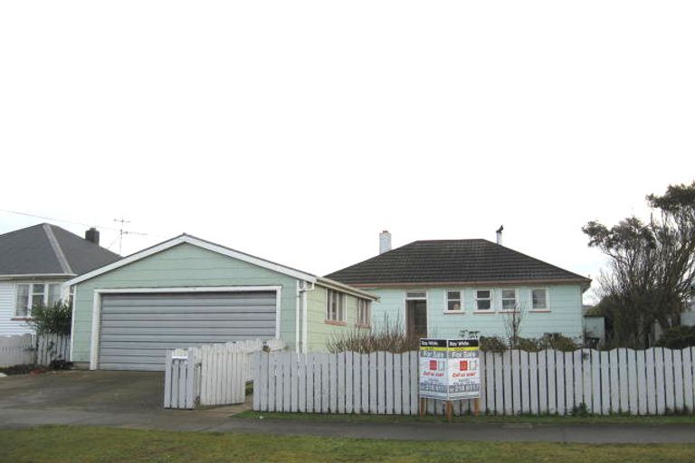 Photo of property in 22 Lansdowne Street, Strathern, Invercargill, 9812