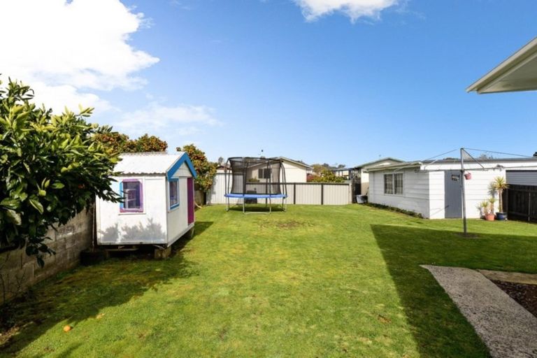 Photo of property in 13 Rosalind Street, Deanwell, Hamilton, 3206