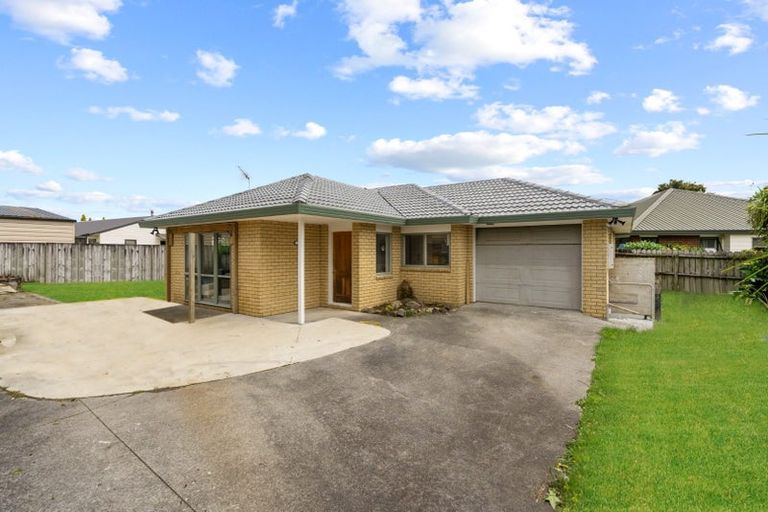 Photo of property in 8 Pono Place, Waiuku, 2123