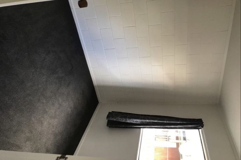 Photo of property in 16 Third Avenue, Avenues, Whangarei, 0110