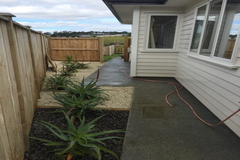 Photo of property in 55 Pitoitoi Drive, Riverhead, 0820