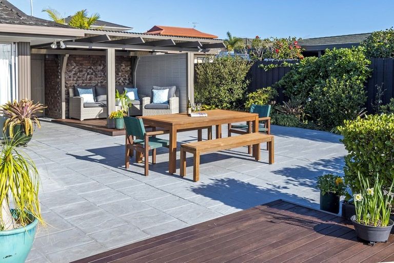 Photo of property in 16 Paykel Avenue, Farm Cove, Auckland, 2012