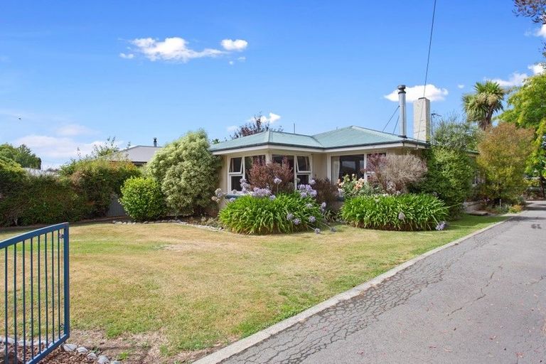 Photo of property in 121 Blackett Street, Rangiora, 7400