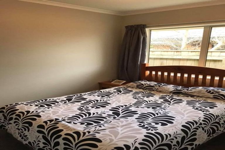 Photo of property in 14 Kennedy Place, Waikanae Beach, Waikanae, 5036