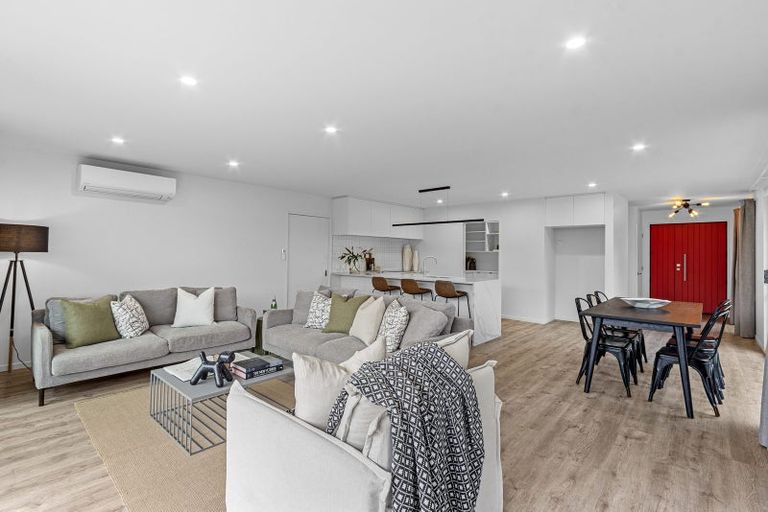 Photo of property in 2 Beauford Place, Parklands, Christchurch, 8083