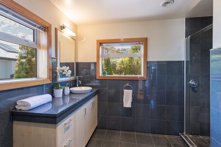 Photo of property in 24 Zeehaen Place, Britannia Heights, Nelson, 7010