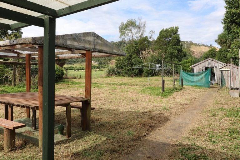 Photo of property in 152 Oparara Road, Karamea, 7893