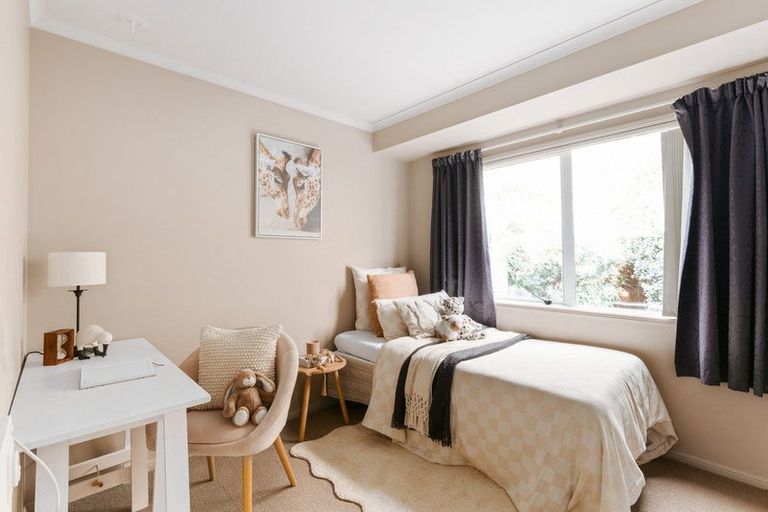 Photo of property in 41 Oteki Park Drive, Welcome Bay, Tauranga, 3112