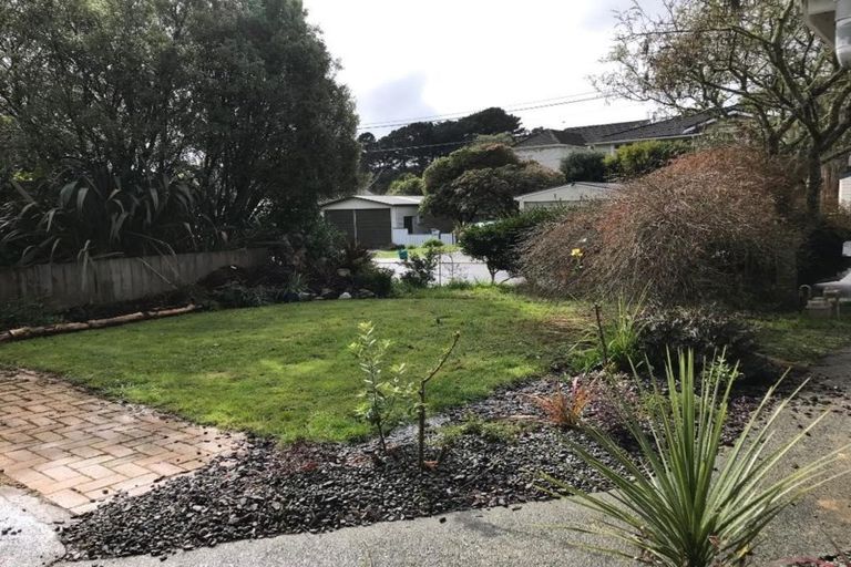 Photo of property in 67 Standen Street, Karori, Wellington, 6012