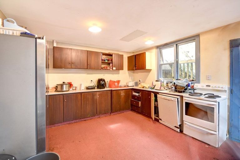 Photo of property in 120 Queen Street, North Dunedin, Dunedin, 9016