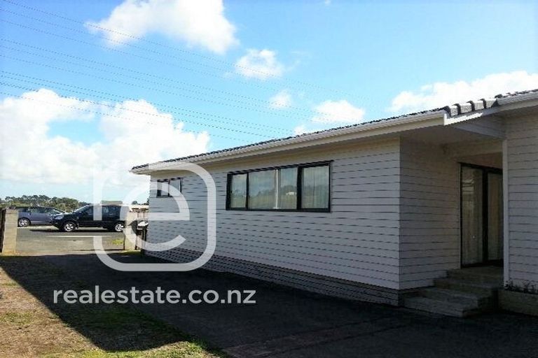Photo of property in 179 Hobsonville Road, Hobsonville, Auckland, 0618