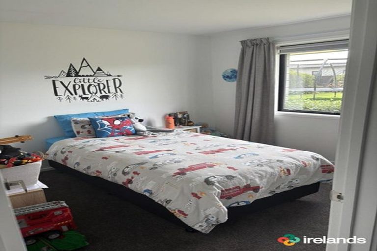 Photo of property in 56 Petries Road, Woodend, 7610