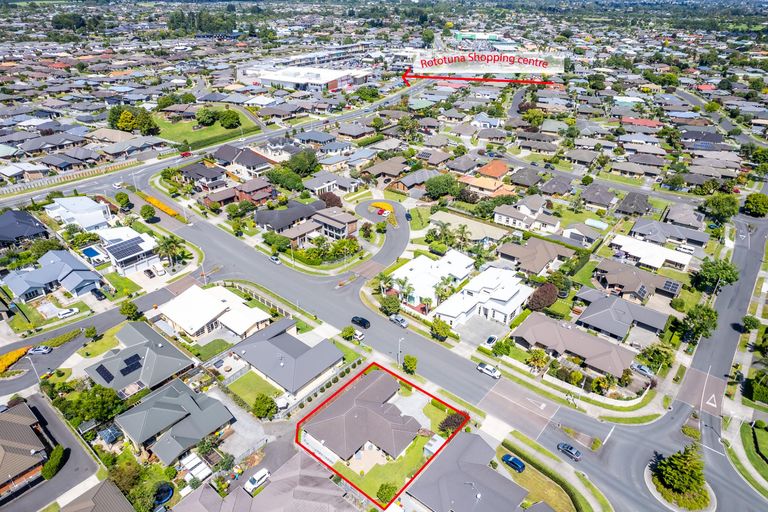 Photo of property in 16 Moonlight Drive, Rototuna North, Hamilton, 3210