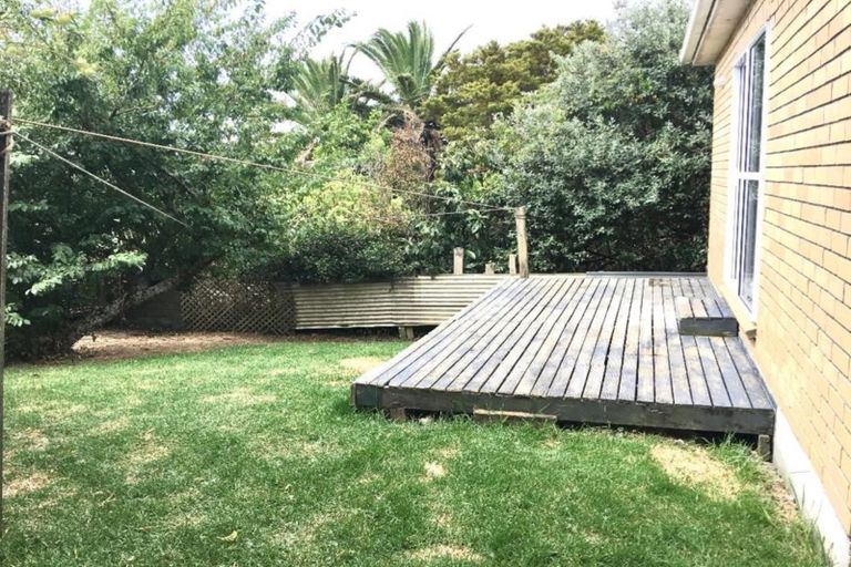 Photo of property in 4 Utting Street, Birkdale, Auckland, 0626