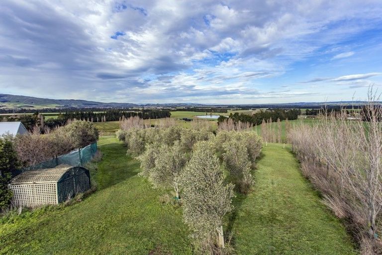 Photo of property in 329 Mackenzies Road, Waipara, Amberley, 7483