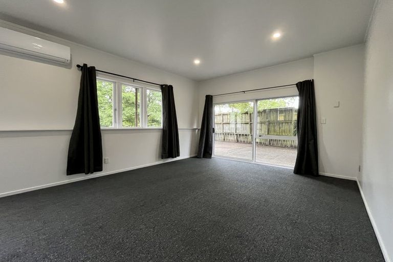 Photo of property in 157 Don Buck Road, Massey, Auckland, 0614