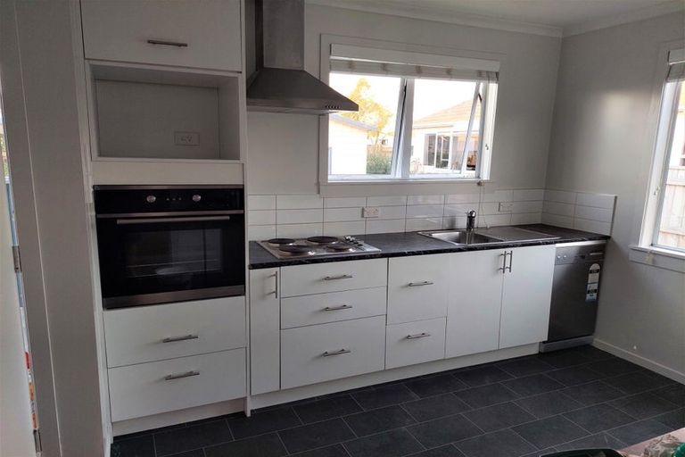 Photo of property in 5 List Street, Welbourn, New Plymouth, 4310