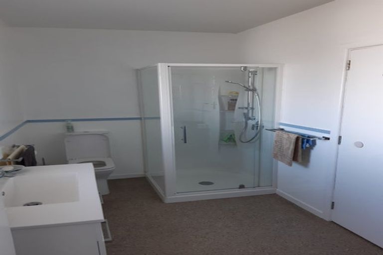 Photo of property in 68 Awamoa Road, Holmes Hill, Oamaru, 9401