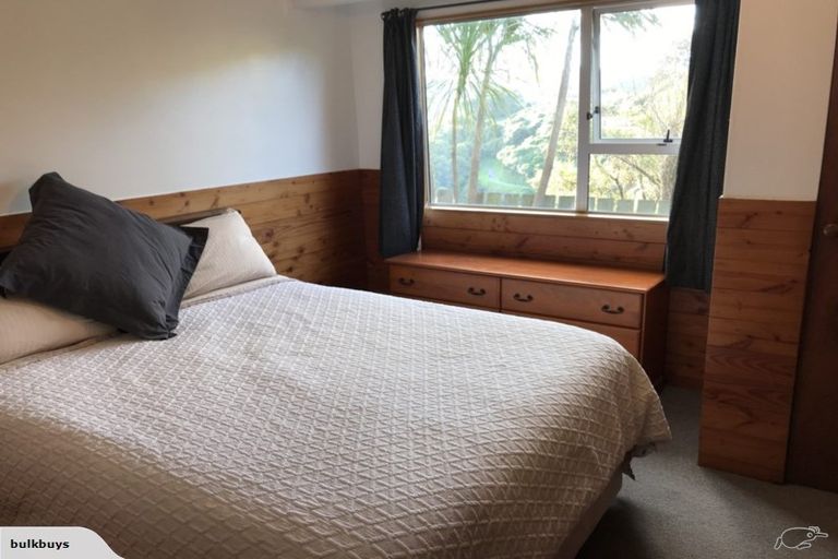 Photo of property in 34 Mark Avenue, Paparangi, Wellington, 6037