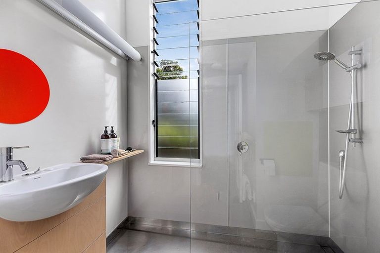 Photo of property in 118 Elizabeth Street, Mount Victoria, Wellington, 6011