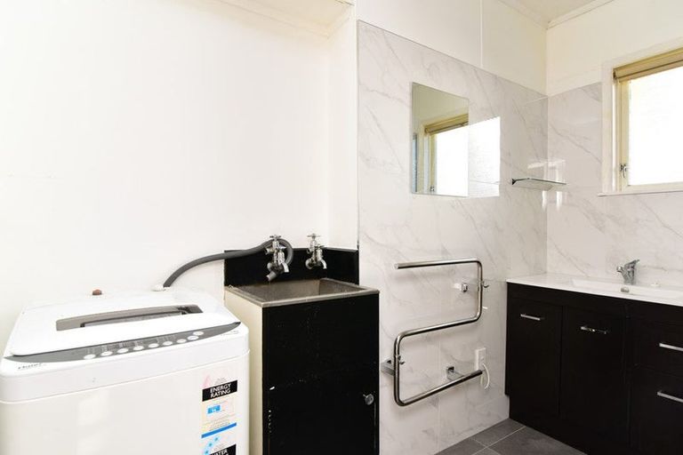 Photo of property in 2/90 Campbell Street, Whanganui, 4500