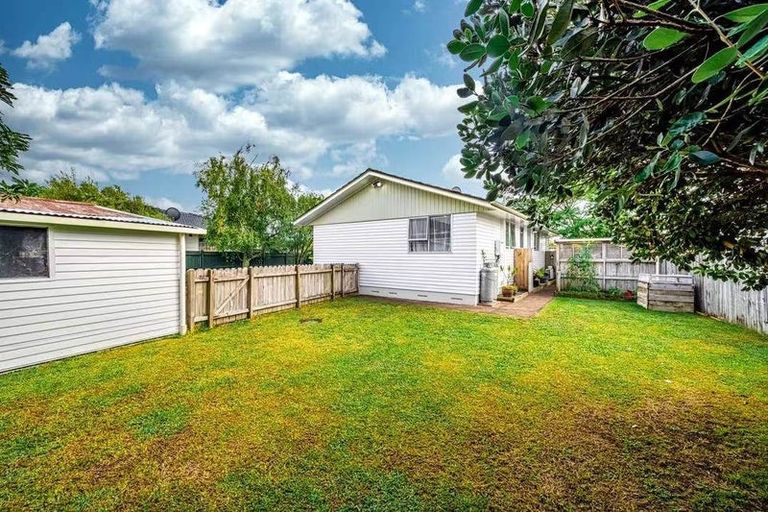 Photo of property in 4 Tangelo Place, Bucklands Beach, Auckland, 2012