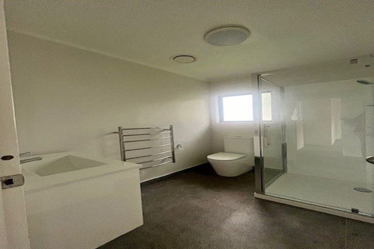 Photo of property in 441 Cambridge Terrace, Naenae, Lower Hutt, 5011