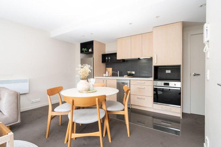 Photo of property in Nouvo Apartments, 4/21i Rugby Street, Mount Cook, Wellington, 6021