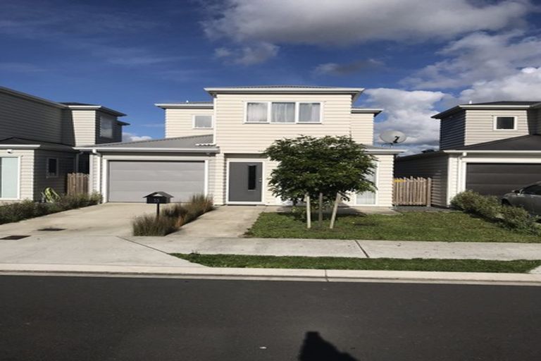 Photo of property in 33 Tribute Loop, Takanini, 2112