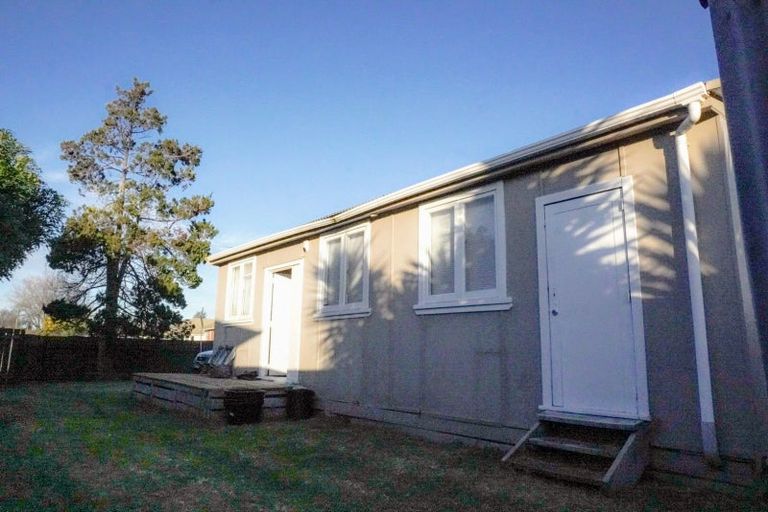 Photo of property in 33 Lister Crescent, Maraenui, Napier, 4110