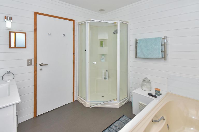 Photo of property in 171 Carnoustie Drive, Wattle Downs, Auckland, 2103