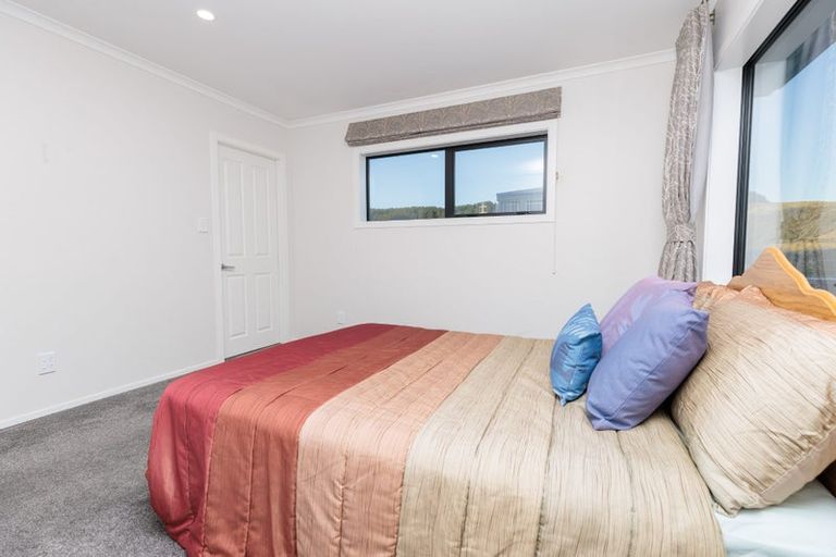 Photo of property in 150 Amesbury Drive, Churton Park, Wellington, 6037