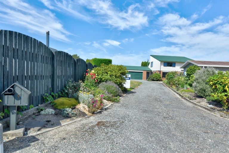 Photo of property in 9 Kerwood Place, Gore, 9710