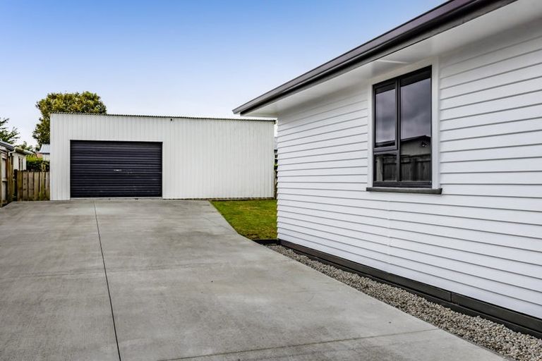 Photo of property in 70 Cloten Road, Stratford, 4332