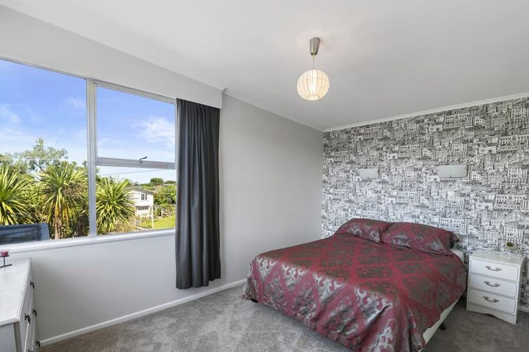 Photo of property in 22 Kawiu Road, Levin, 5510