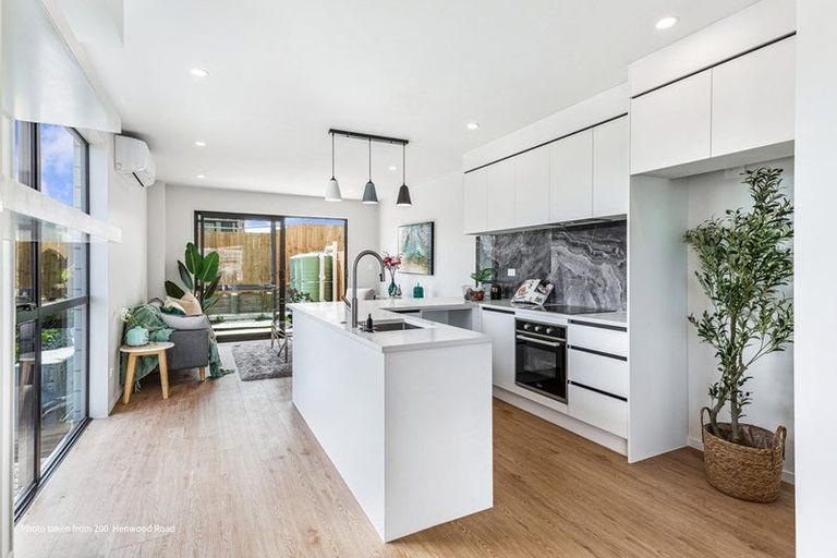 Photo of property in 200a Henwood Road, Westgate, 0814