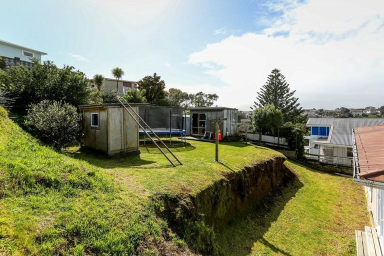 Photo of property in 7 Wiremu Place, Blagdon, New Plymouth, 4310