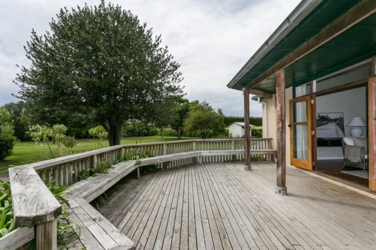 Photo of property in 178 Te Mata Mangateretere Road, Havelock North, 4180