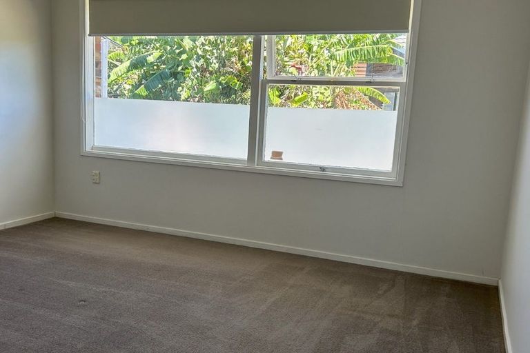 Photo of property in 1/3a Alma Road, Milford, Auckland, 0620