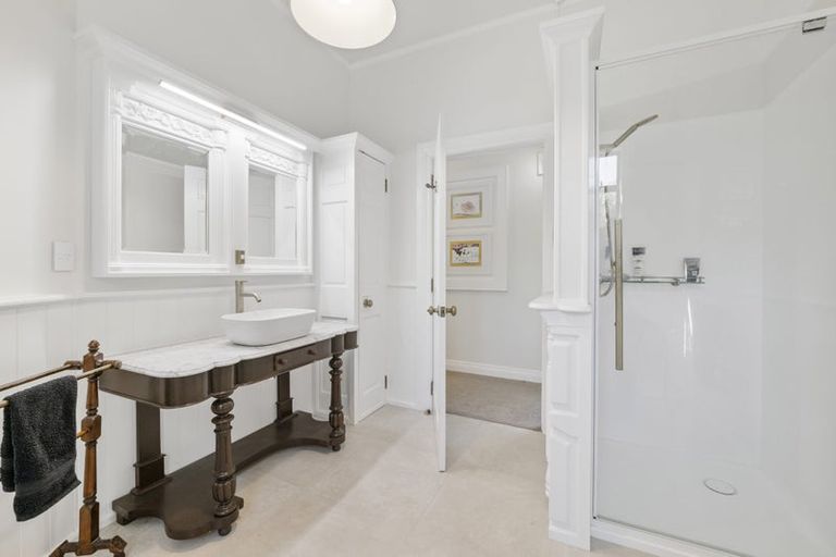 Photo of property in 221 Awai Road, Tarurutangi, New Plymouth, 4372