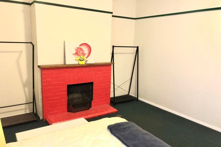 Photo of property in 16 Hiropi Street, Newtown, Wellington, 6021