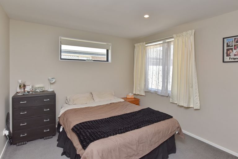Photo of property in 15 Taggart Place, Sockburn, Christchurch, 8042