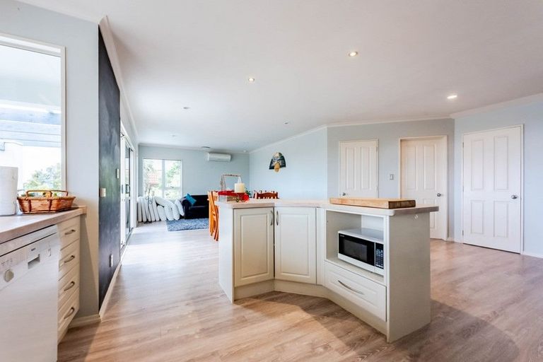 Photo of property in 1201 Whangaparaoa Road, Gulf Harbour, Whangaparaoa, 0930