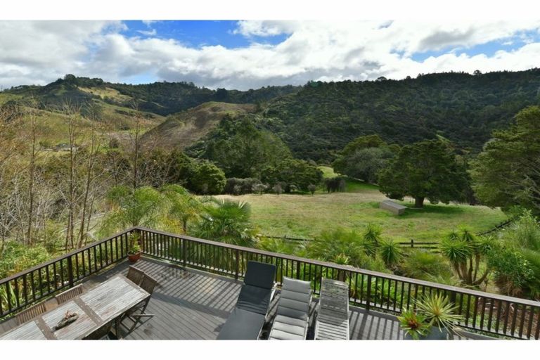 Photo of property in 121 Noakes Hill Road, Puhoi, Silverdale, 0994